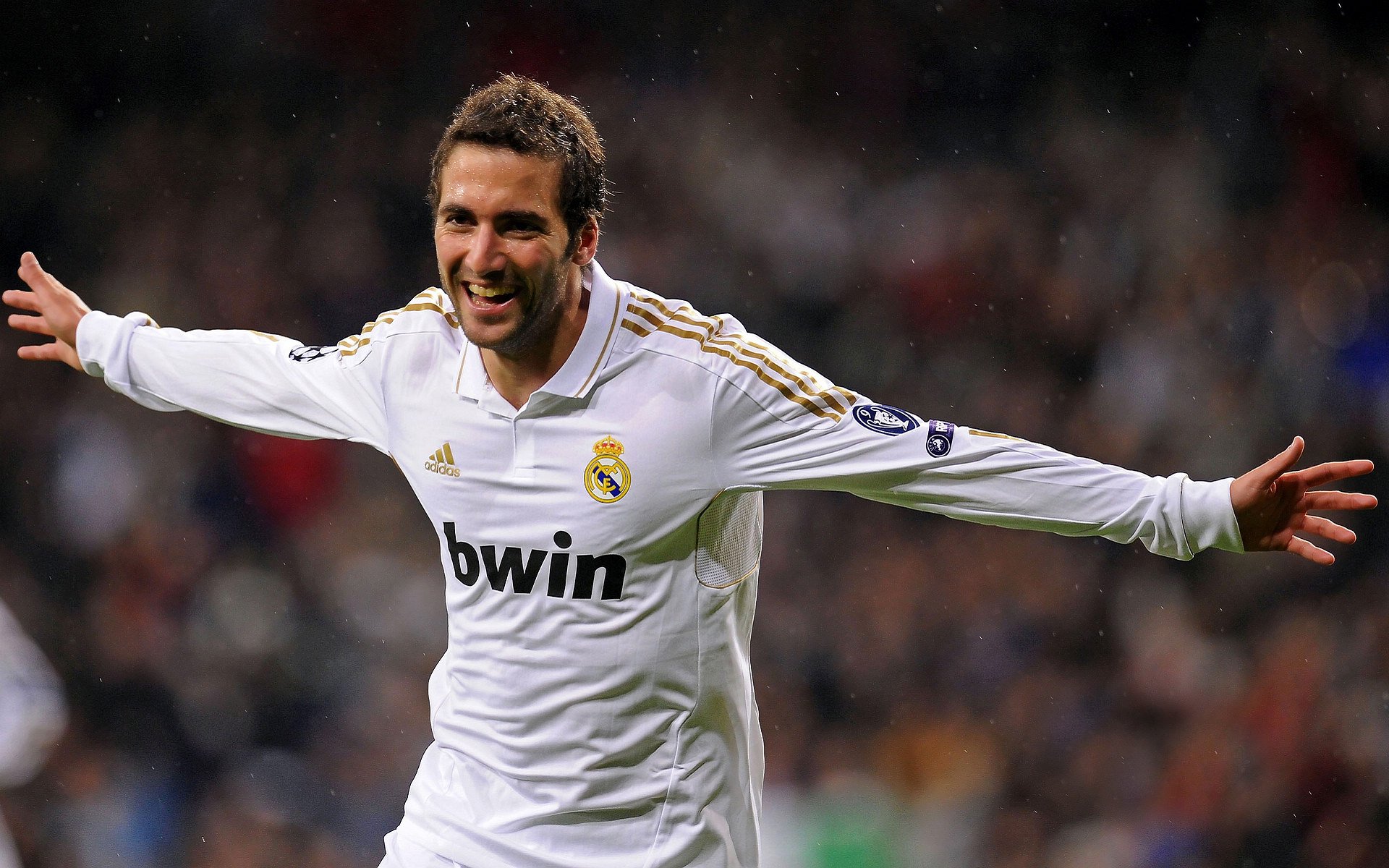 当南美风暴席卷皮斯胡安，阿克用数据重新定义防守艺术