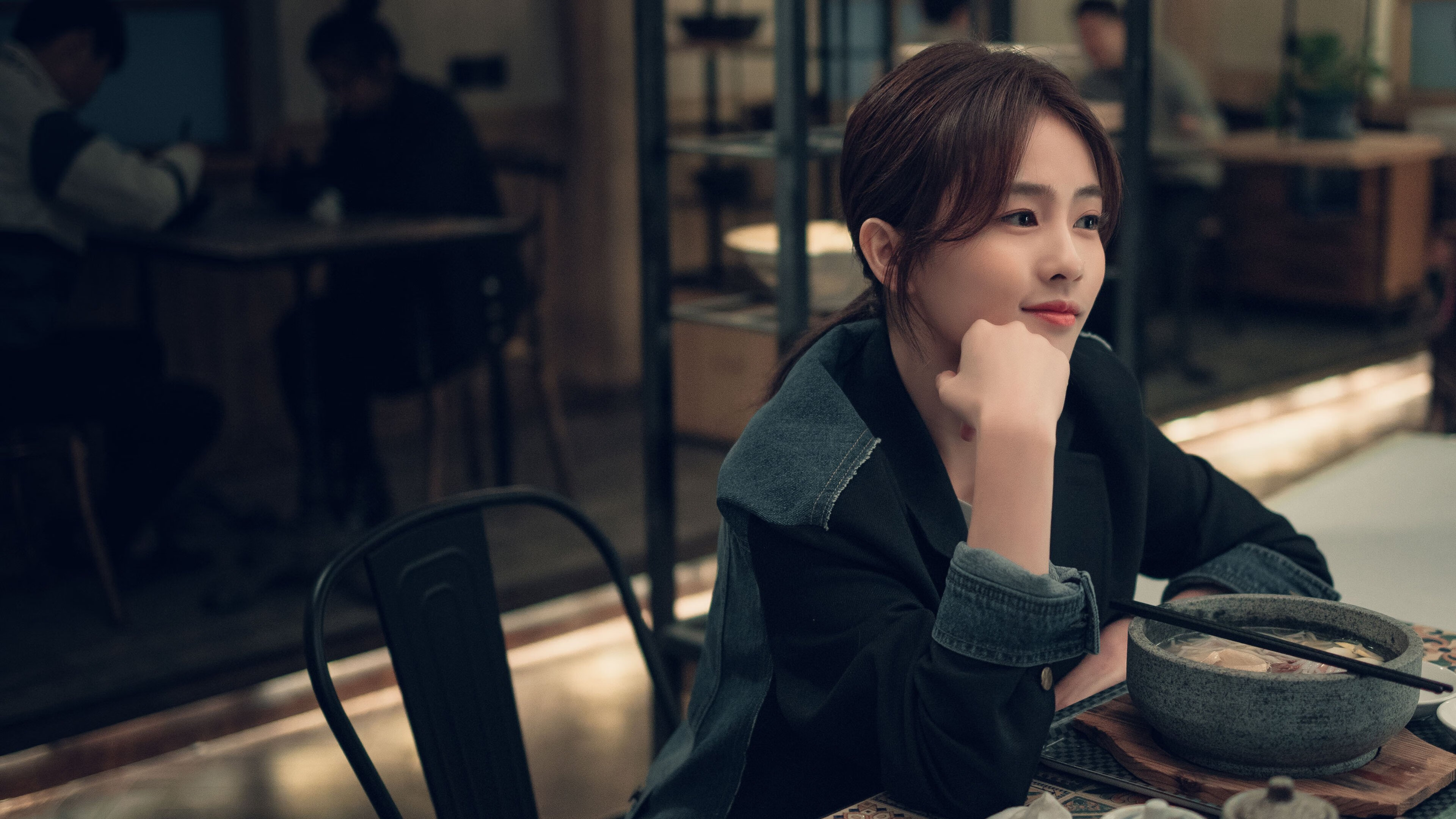 开云体育APP下载-当后撤步三分遇见东北虎咆哮，哈登在跨维度对决中的终极个人秀