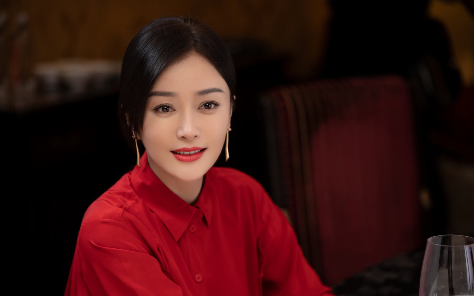 开云体育中国-攻守之道的终极反转，苏亚雷斯以矛为笔，书写西班牙逆天改命的唯一剧本